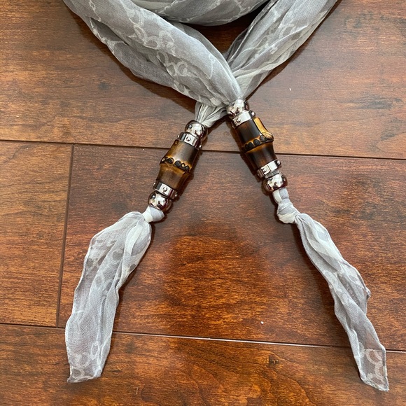 Gucci Linen Diamonds/Horsebit Scarf - Picture 3 of 8